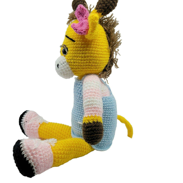 Market on Blackhawk:  Giraffe Crochet Stuffed Animals (handmade)   |   Pretty Cute Creations by Pat